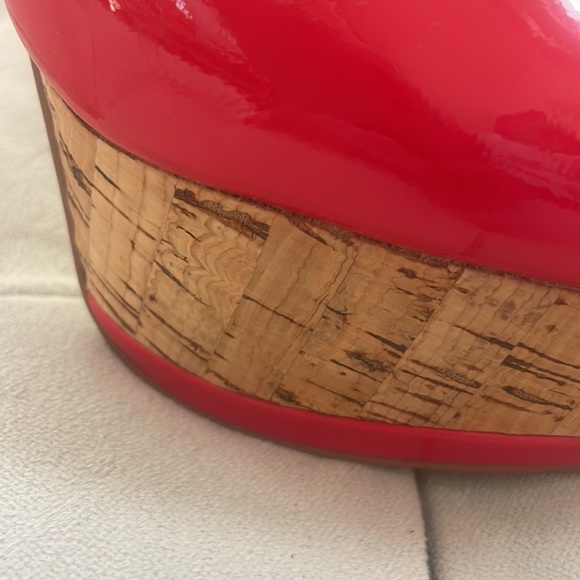 Women’s platform pumps, size 6 from Bebe - Picture 2 of 10